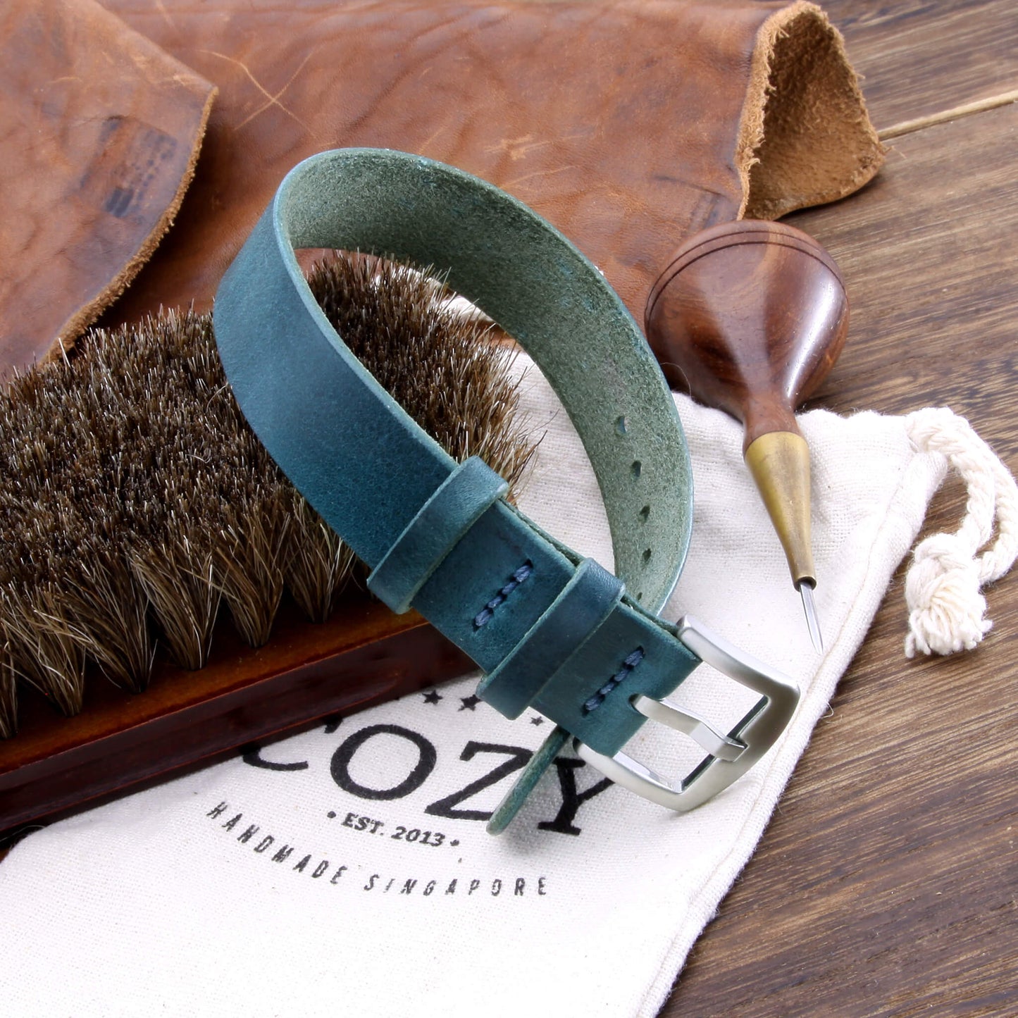 Single Pass Leather Watch Strap, 2-Keeper Military 106 | Full Grain Italian Vegetable-Tanned Leather | Cozy Handmade