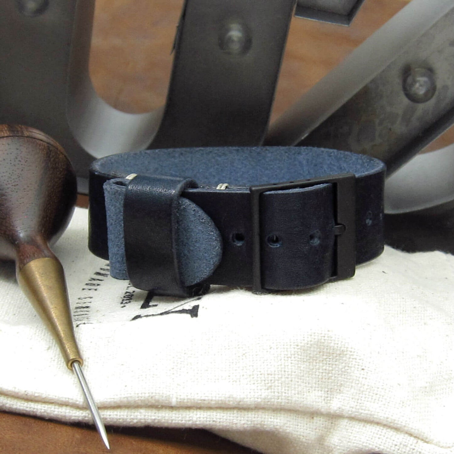 Leather Watch Strap, Classic RAF II Vintage 407 | Ladder Buckle | Full Grain Italian Vegetable-Tanned Leather | Cozy Handmade