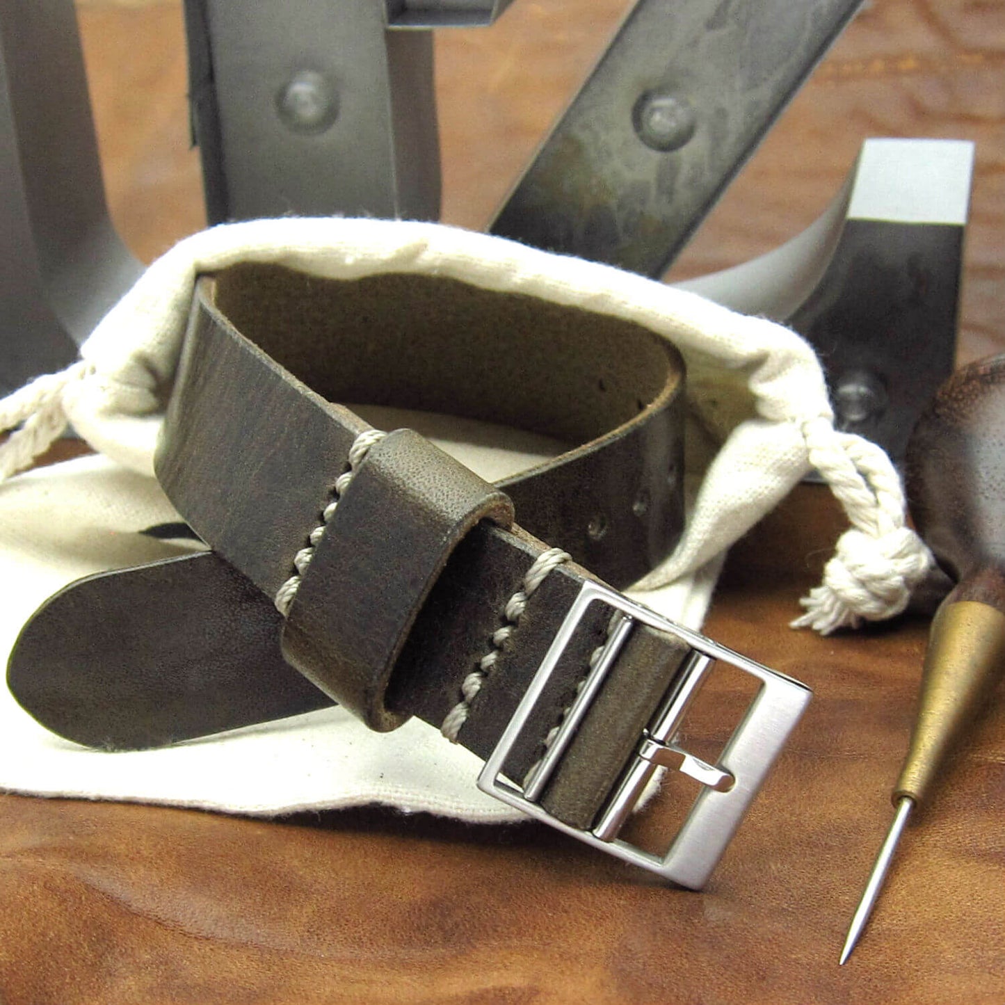 Leather Watch Strap, Classic RAF II Vintage 408 | Ladder Buckle | Full Grain Italian Vegetable-Tanned Leather | Cozy Handmade