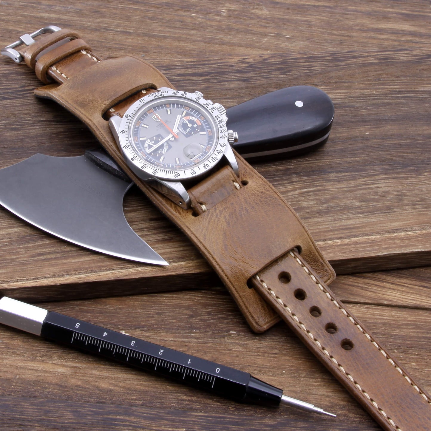 Leather bund pad in Newman Style Military 102 camouflage (timepiece for illustrative purposes only) | Stitch-less construction, made with full grain Italian veg-tanned leather