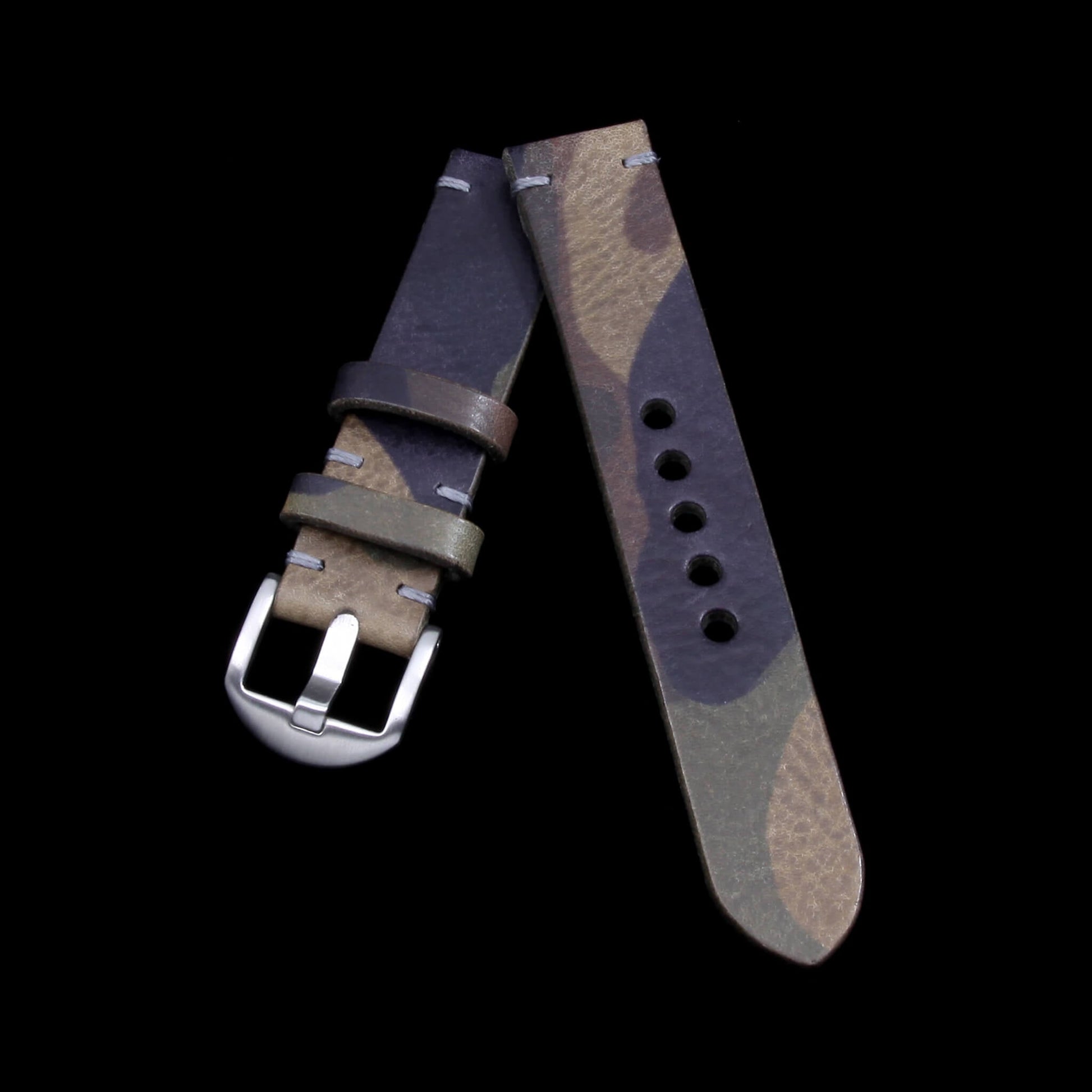 Embrace the minimal aesthetic: Camo Grigio Italian veg-tanned leather Apple Watch strap, handcrafted for a comfortable, refined look.
