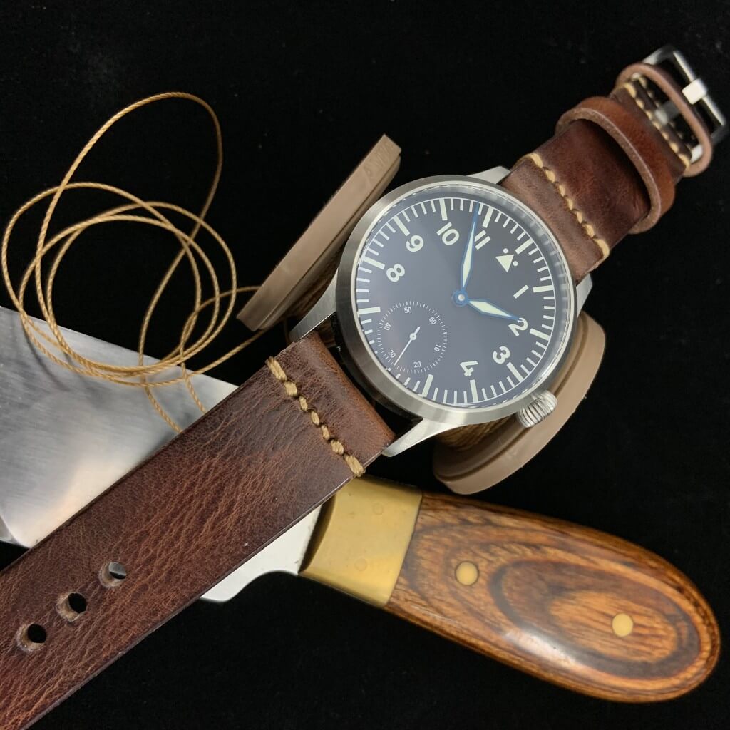 Leather Watch Strap, Military 103 | Minimalist Strap | Italian Veg-Tanned | Cozy Handmade