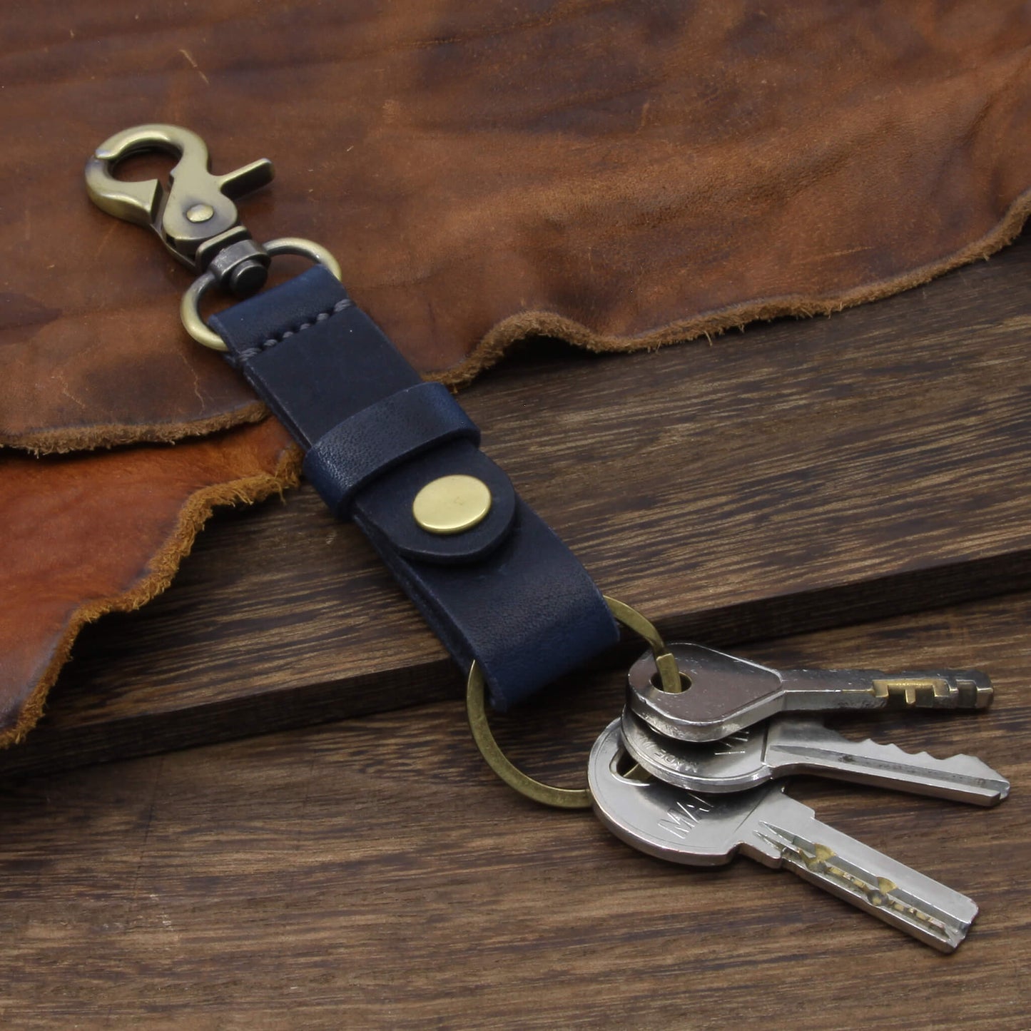 Leather Key Fob, Vintage 407 | Italian Veg Tanned Leather | Cozy Handmade