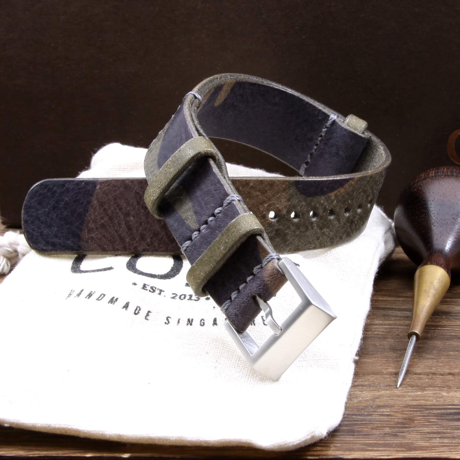 NAT2 Leather Watch Strap, Camo Grigio | Full Grain Italian Veg Tanned | Cozy Handmade