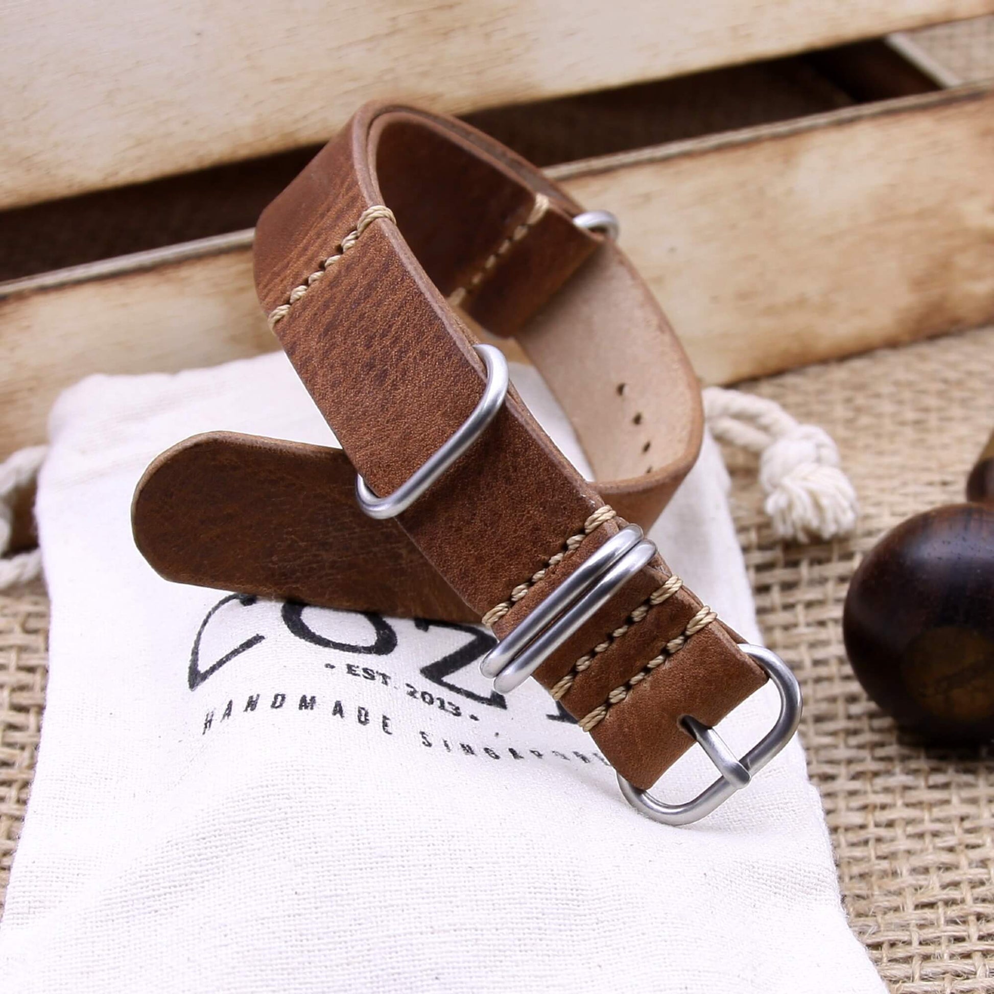 NAT2 Leather Watch Strap, 5-Ring Vintage 402 | Full Grain Italian Veg Tanned | Cozy Handmade