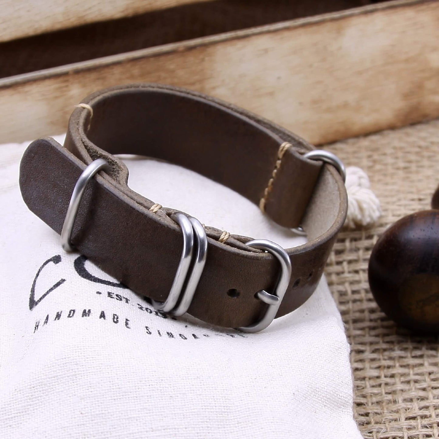 NAT2 Leather Watch Strap, 5-Ring Vintage 404 | Full Grain Italian Veg Tanned | Cozy Handmade