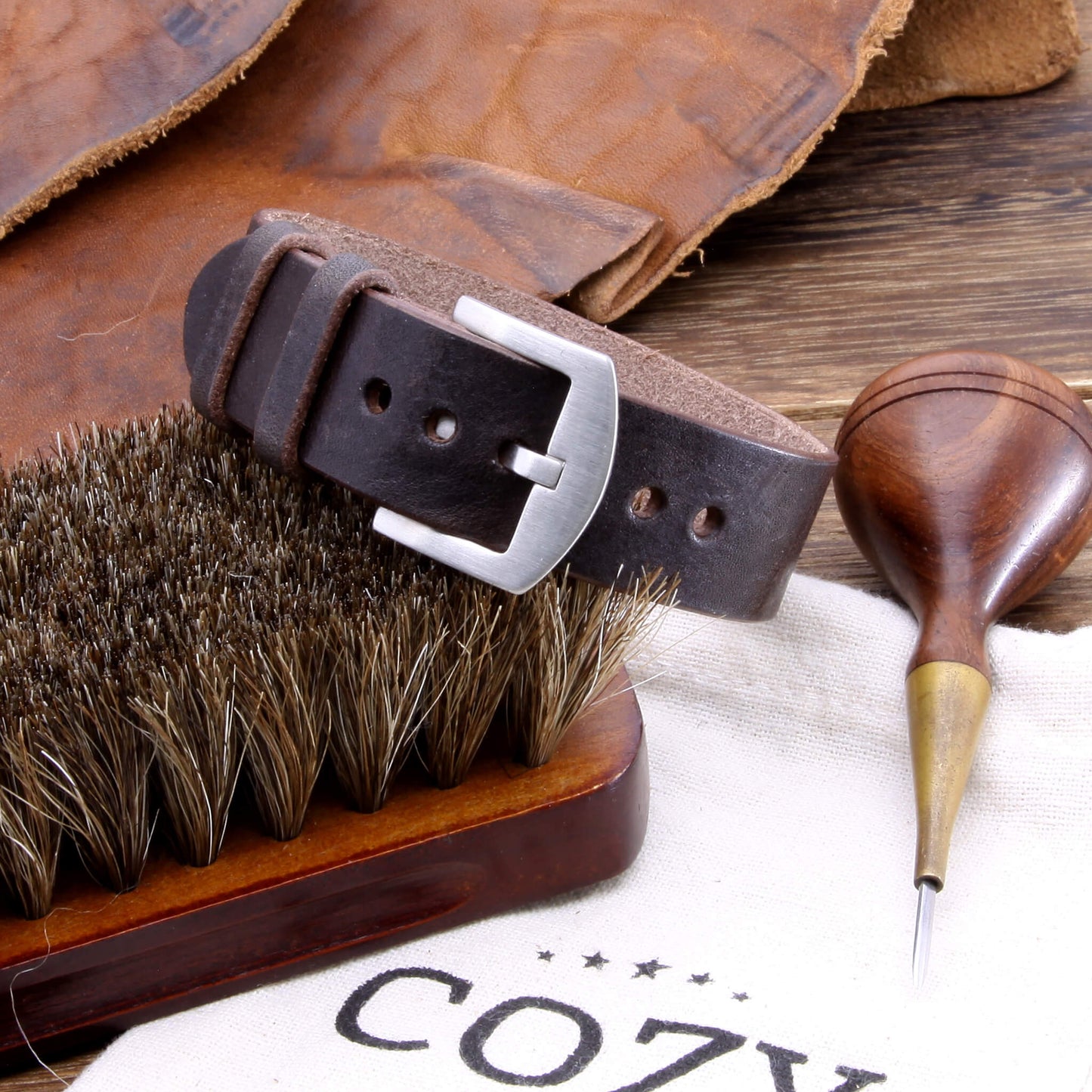 Single Pass Leather Watch Strap, 2-Keeper Style Vintage 406 | Full Grain Italian Vegetable-Tanned Leather | Cozy Handmade